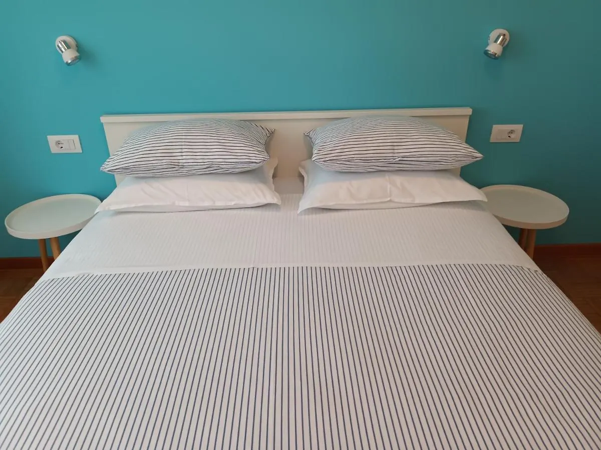 Apartments Leo Rovinj 0*,
